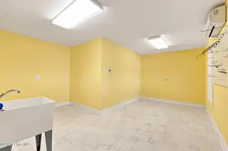 1536 Ann Street, Beaufort, NC 28516 – photo 12: Flex/workshop first level