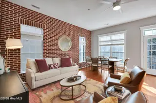 715 N 4th Street Apt 205, Wilmington, NC 28401 – photo 19: 715N4thStreet205-19