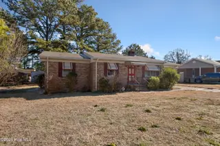 1911 Lenoir Drive E, Wilson, NC 27893 – photo 2: 2-web-or-mls-1911-lenoir-dr-e-wilson-nc-