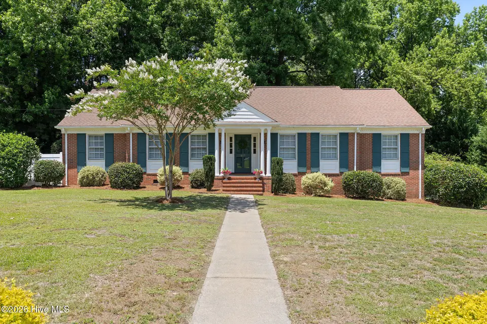 607 Gloucester Road, Goldsboro, NC 27534 – photo 1 of 42: 5T5A0748