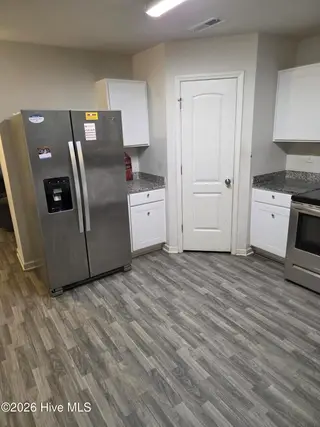 3302 Taylors Pointe Drive, Winterville, NC 28590 – photo 22: Kitchen
