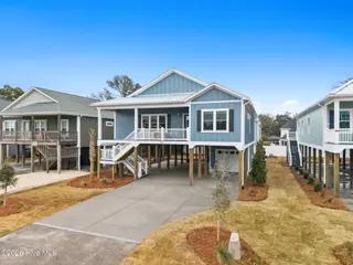 204 NE 33rd Street, Oak Island, NC 28465 – photo 3: 3-web-or-mls-cammediallc.com-3