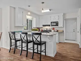 131 Oakleaf Drive, Pine Knoll Shores, NC 28512 – photo 17: Kitchen