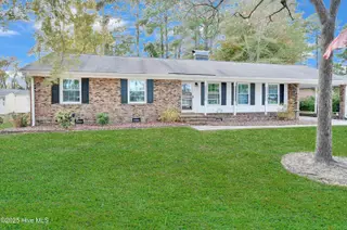 206 Kirkland Drive, Greenville, NC 27858 – photo 3: 206 Kirkwood-2