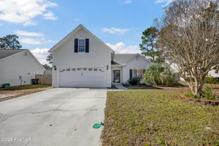 6608 Wedderburn Drive, Wilmington, NC 28412 — 4-bedroom home in Lords Creek, Wilmington, NC, photo 3 of 27: 003_img_0636_67