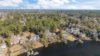 5003 Trent Woods Drive, Trent Woods, NC 28562 – photo 5: 21-web-or-mls-DJI_20251210114000_0537_D