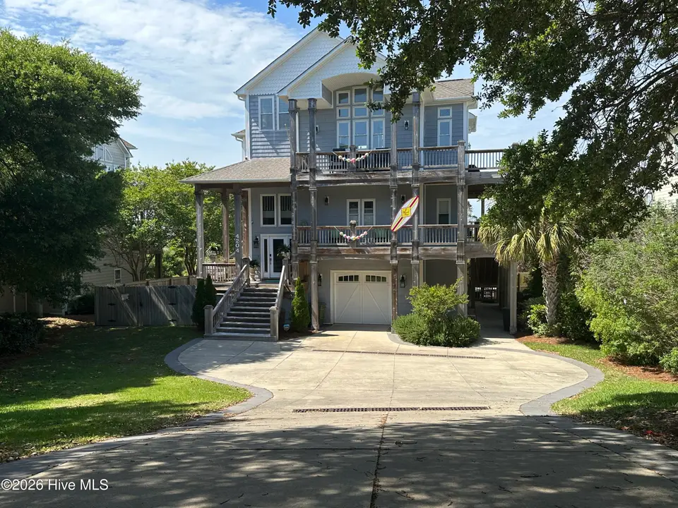 4204 Emerald Drive, Emerald Isle, NC 28594 – photo 1 of 65: 4204 Emerald Drive