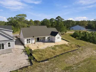 6087 Martinique Street SW, Shallotte, NC 28470 — 4-bedroom home in Ocean Isle Palms, Shallotte, NC, photo 17 of 67: 4-web-or-mls-DJI_20260917092509_0927_D