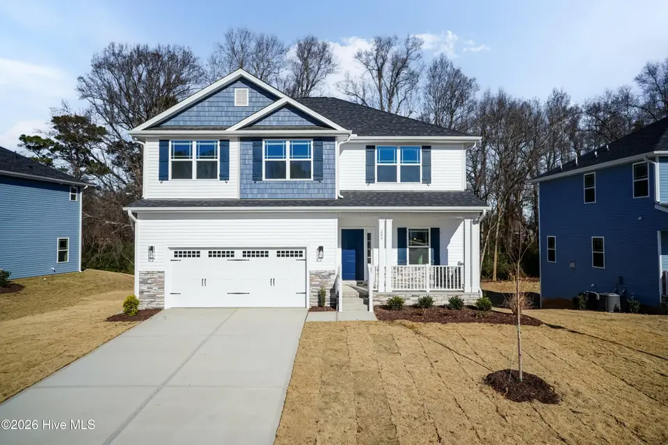 204 Jackson Ridge Way, Pikeville, NC 27863 – photo 1 of 43: Front 04