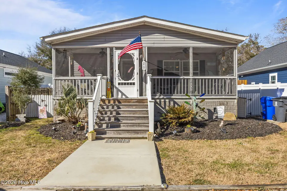 217 NE 75th Street, Oak Island, NC 28465 – photo 1 of 41: 1-web-or-mls-IMG_5307 - Copy - Copy - Co