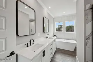 107 Blades Village Drive, Havelock, NC 28532 – photo 11: 070-platinum-home-collection-cameron-I-p