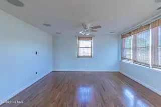 101 W Pine Forest Road, Mount Olive, NC 28365 — 3-bedroom home, Mount Olive, NC, photo 5 of 17: 1-LivingRoom-v1
