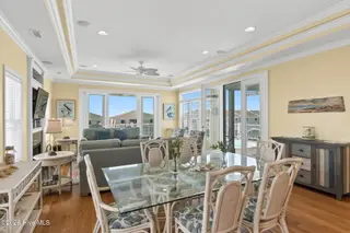 29 E First Street, Ocean Isle Beach, NC 28469 – photo 17: Dining Area