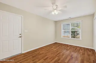 404 Jasmine N, Swansboro, NC 28584 — 3-bedroom condo in The Villages at Swansboro, Swansboro, NC, photo 19 of 36