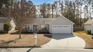 3414 Richard Court, New Bern, NC 28560 — 3-bedroom home in Pinecrest Estates, New Bern, NC, photo 2 of 38: another front