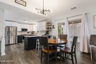 1803 W Yacht Drive, Oak Island, NC 28465 – photo 9: Dining area