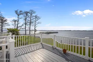 110 Cypress Bay, Washington, NC 27889 — 3-bedroom townhome in Cypress Bay, Washington, NC, photo 10 of 57: 10-web-or-mls-BLS_0003 (1)