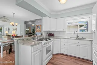 609 Camellia Lane, Sunset Beach, NC 28468 – photo 12