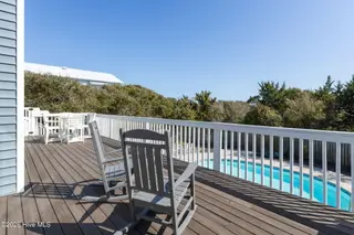 5423 Emerald Drive, Emerald Isle, NC 28594 – photo 5: 4-web-or-mls-1S3A2480
