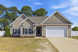 107 Raven Ridge Drive, Goldsboro, NC 27530 — 3-bedroom home in Eagles Pointe, Goldsboro, NC, photo 1 of 25: 01-107 Raven Ridge Dr-1