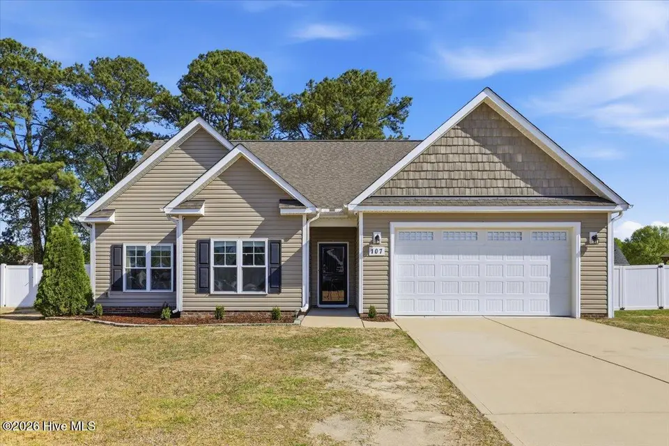 107 Raven Ridge Drive, Goldsboro, NC 27530 — 3-bedroom home in Eagles Pointe, Goldsboro, NC, photo 1 of 25: 01-107 Raven Ridge Dr-1
