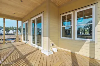 415 Raven Glen Drive, Southport, NC 28461 – photo 9: 415 Raven Glen Drive, Southport, N.C.
