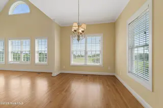 255 Oak Road, Beaufort, NC 28516 – photo 15: Casual dining