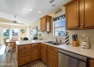 2381 Island Drive, North Topsail Beach, NC 28460 – photo 21: 2381 Island Dr MLS-26