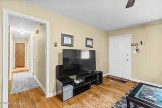 1 Lee Court, Jacksonville, NC 28546 — 3-bedroom home in Windsor Manor, Jacksonville, NC, photo 5 of 26: lee-6