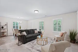 4225 Meadowview Lane, Rocky Mount, NC 27804 — 4-bedroom home in Fairfield, Rocky Mount, NC, photo 4 of 49: 21-4225 Meadowview Ln-21