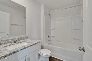 1221 Inner Banks Lane 464, Jacksonville, NC 28546 – photo 18: Similar to