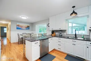 810 Bragg Drive, Wilmington, NC 28409 – photo 21: Kitchen