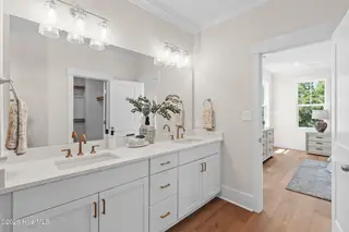1514 Mackerel Lane, Carolina Beach, NC 28428 – photo 21: Bathroom (12)