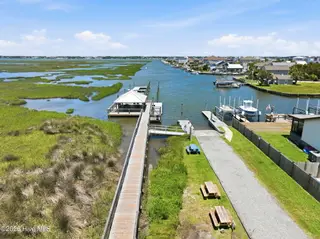 602 W Fort Macon Road 217, Atlantic Beach, NC 28512 – photo 23: Palm Suites 217