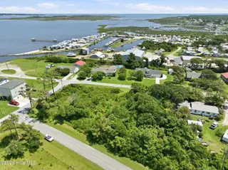 162 Westbay Circle, Harkers Island, NC 28531 – photo 12: 12-web-or-mls-162 Westbay 010