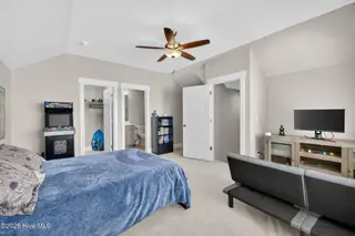 447 Beaumont Oaks Drive, Wilmington, NC 28411 – photo 21: Bedroom 2 (2nd en suite).2 - 447 Beaumon