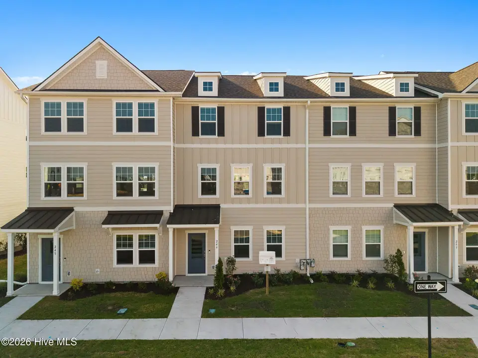 249 Pelican Flight Loop, Wilmington, NC 28412 — 3-bedroom townhome in Riverlights, Wilmington, NC, photo 1 of 55