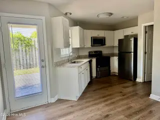 2502 Bluff View Court A, Greenville, NC 27834 – photo 13: IMG_2033
