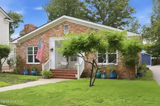 419 E Main Street, Washington, NC 27889 – photo 2: 4-web-or-mls-IMG_0008