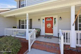 135 Tifton Circle, Cape Carteret, NC 28584 – photo 5: 3-web-or-mls-IMG_6584_edit