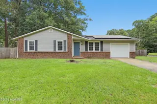 407 Kenwood Drive, Jacksonville, NC 28540 – photo 1