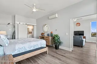 102 Cape Fear Boulevard Unit 301, Carolina Beach, NC 28428 — 1-bedroom condo in Towne Place Condominium, Carolina Beach, NC, photo 18 of 47: 37-web-or-mls-DSC08155