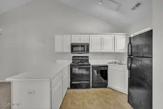 3847 Merestone Drive, Wilmington, NC 28412 – photo 7: 007_img_5576_984