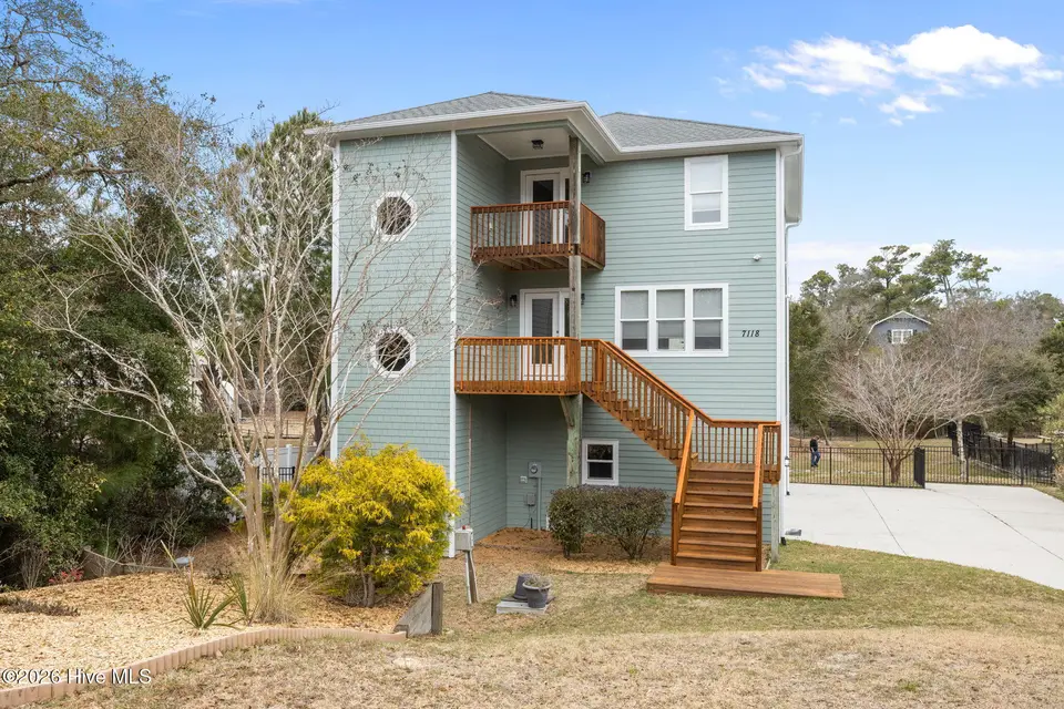 7118 Archers Creek Drive, Emerald Isle, NC 28594 – photo 1 of 54: 7118 Archers Creek Drive