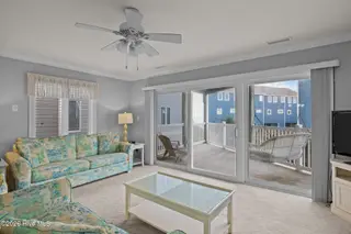 855 Salter Path Road 108, Indian Beach, NC 28512 – photo 22: 17-web-or-mls-1S3A5217