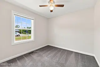 104 Bayberry Road, Newport, NC 28570 – photo 14: 26-web-or-mls-IMG_0189_edit