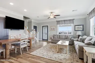 513 Turner Street, Beaufort, NC 28516 – photo 17: 17-web-or-mls-1S3A9456