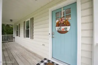 203 Trolley Court, New Bern, NC 28560 — 4-bedroom home in Trolley Run, New Bern, NC, photo 8 of 52: 48-web-or-mls-DSC_9817