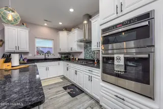 456 Pointe Vista Drive, Elizabeth City, NC 27909 – photo 21: 15-456 Pointe Vista - Kitchen-3