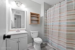 159 NW 9th Street, Oak Island, NC 28465 – photo 17: 17-web-or-mls-CAMMediaLLC.com (16 of 37)